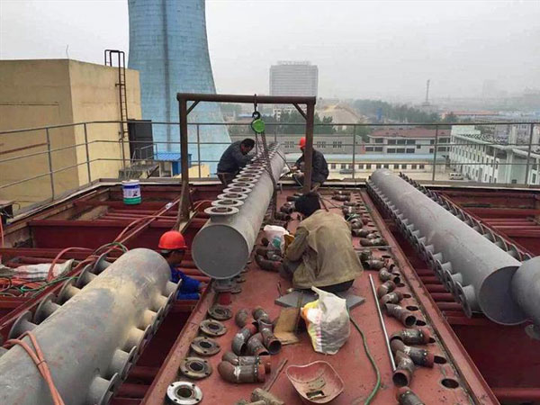 天氣炎熱,請石聯熱電鍋爐煙氣治理項目部的同志們注意防暑降溫! 天氣炎熱,請石聯熱電鍋爐煙氣治理項目部的同志們注意防暑降溫!